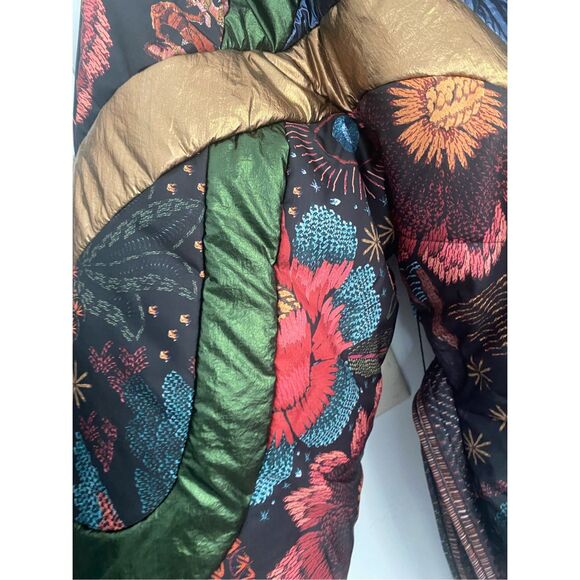 New Farm Rio Banana Leaf Reversible Puffer Jacket Oversized Sz M - Picture 6 of 11